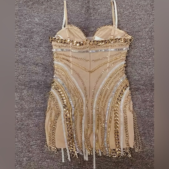 Gold chain jeweled dress - Picture 5 of 10